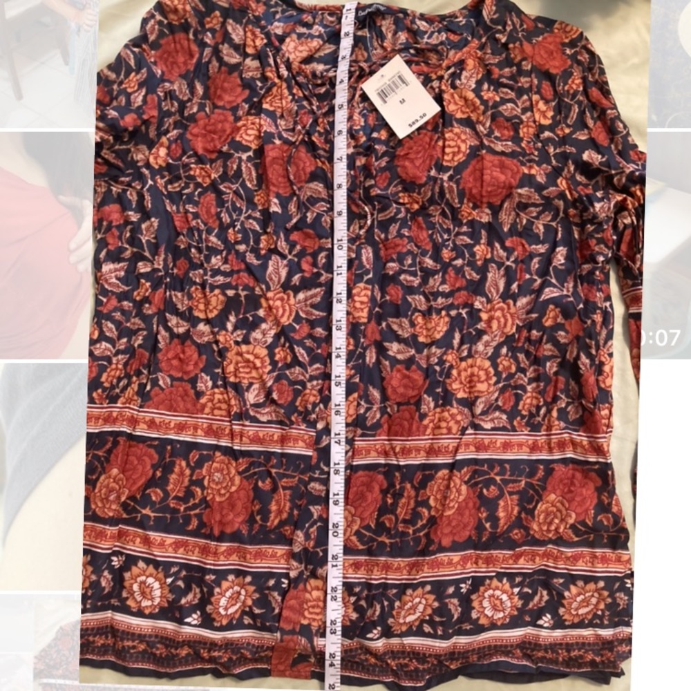 Blouse - Picture 4 of 5